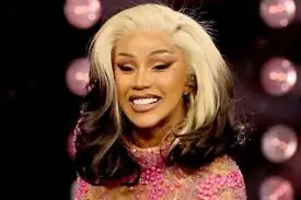 👀🔥 CARDI B GOES NAKED DRESS! Eye-Popping Outfit at New Jersey Show After Stefon Diggs Split – Fans Left SPEECHLESS!